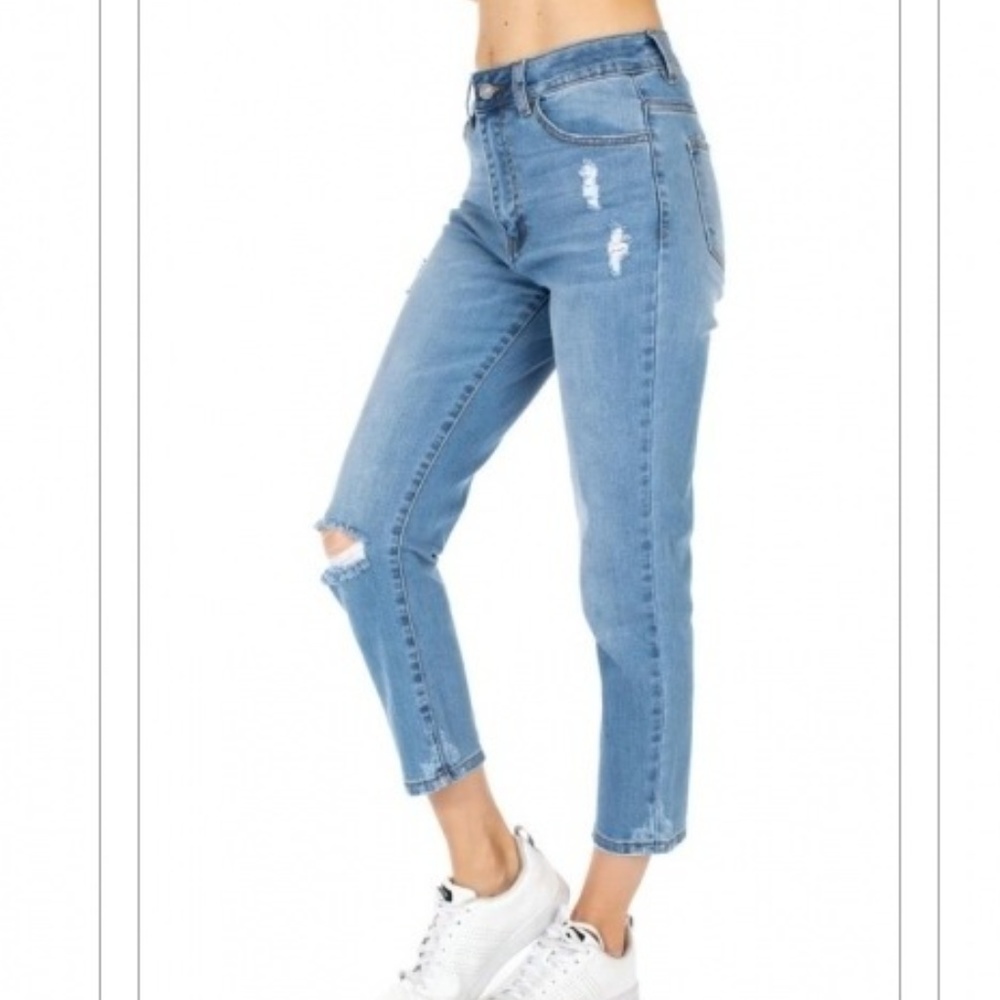 NEW- L HIGH RISE ANKLE GIRLFRIEND MOM JEANS